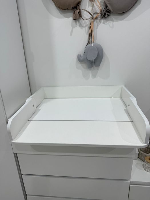 Пеленальный стол и матрасик