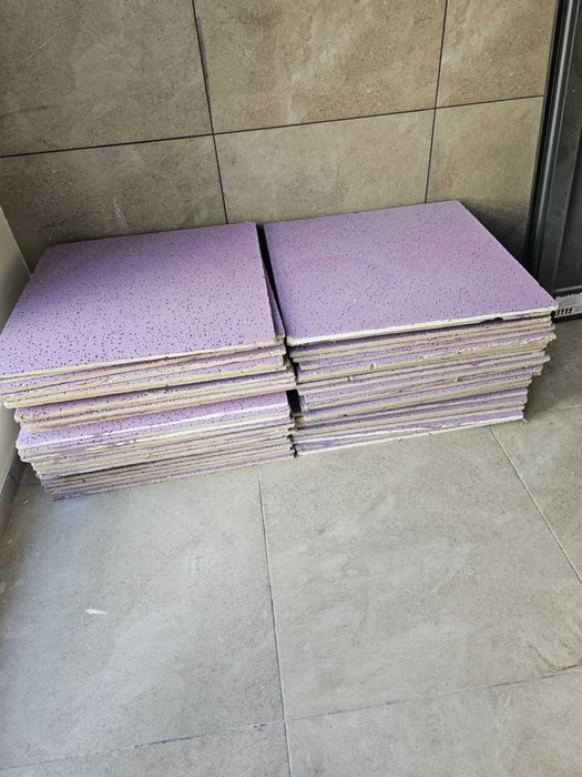 Пити за окачен таван