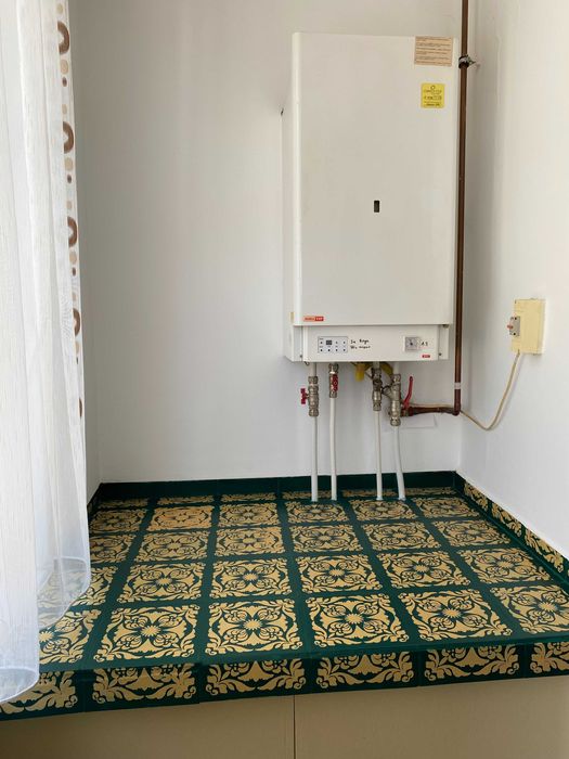 Продава се Тристаен апартамент в Ямбол, Васил Левски - 90 кв.м за 1456 €/кв.м - Снимка #11