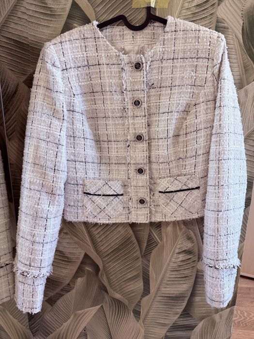 Стилно пепитено сако Guess