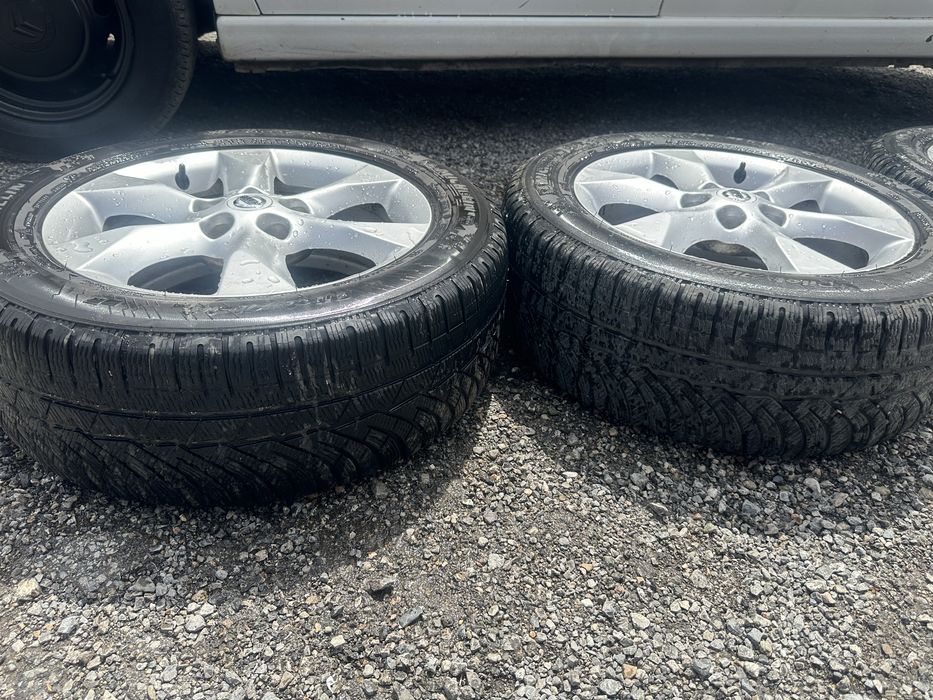 Оригинални джанти със зимни гуми Michelin