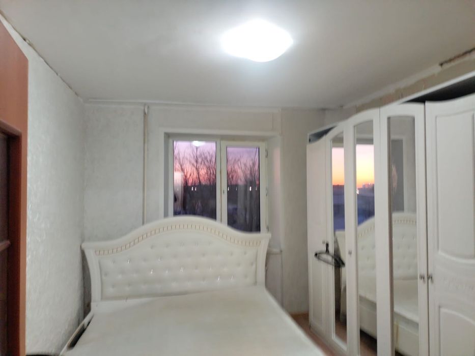 Продам 2 комнатную  квартиру