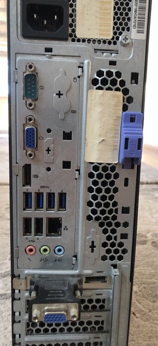 Vând pc lenovo ThinkCentre M82