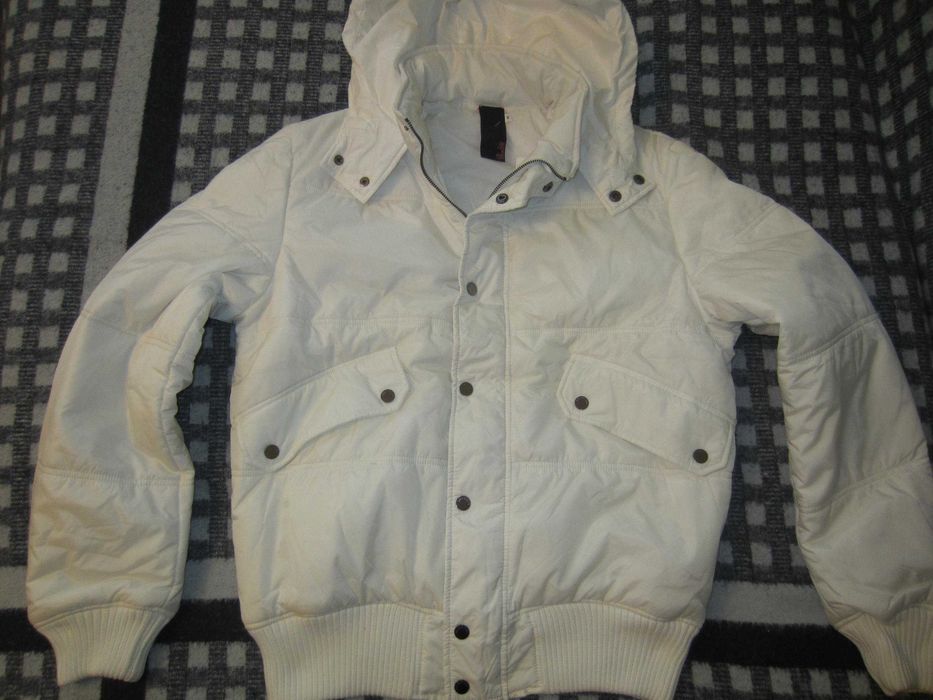 Geaca dama Silk Soie, masura M,poliester, gluga detasabila,ca noua