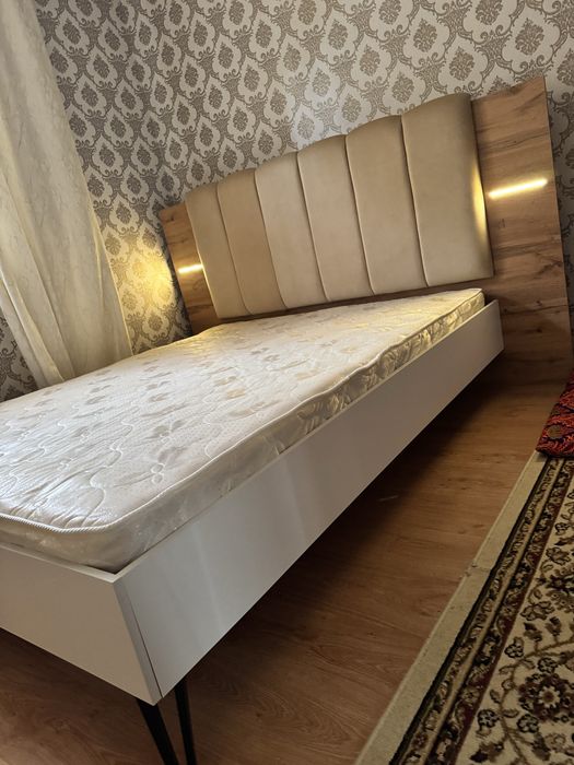 Продам двухспальная кровать