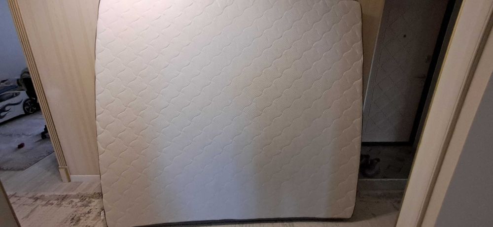 Продается матрас ортопедический