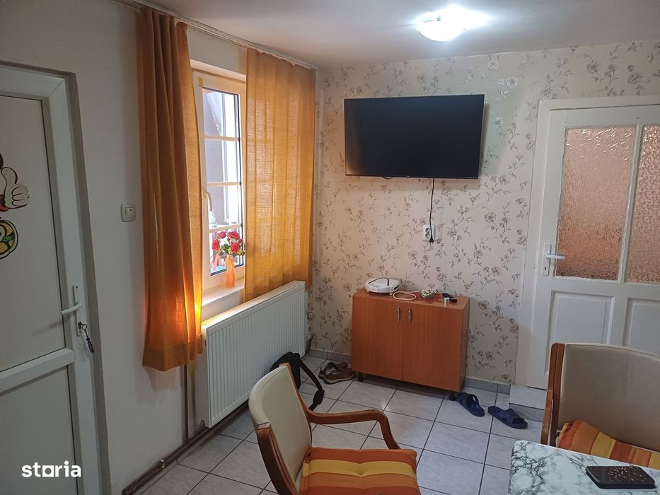 Vand apartament 2 camere in Marasti