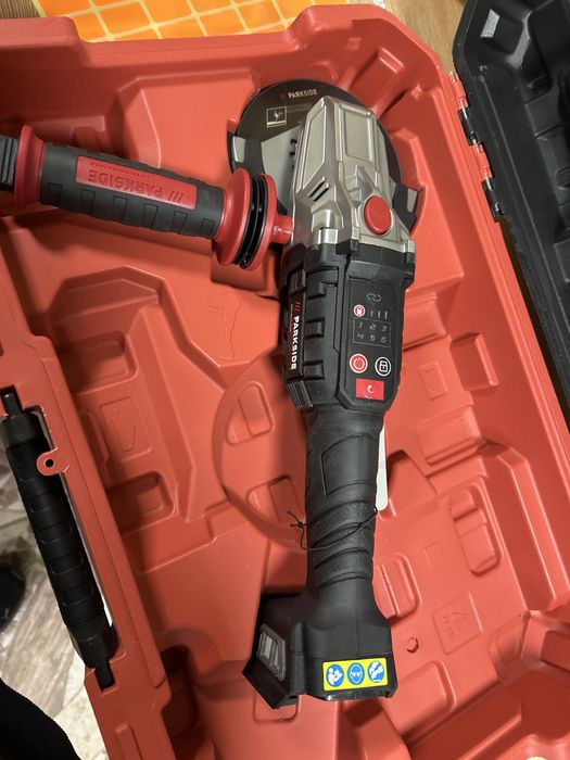 Безчетков ъглошлайф parkside