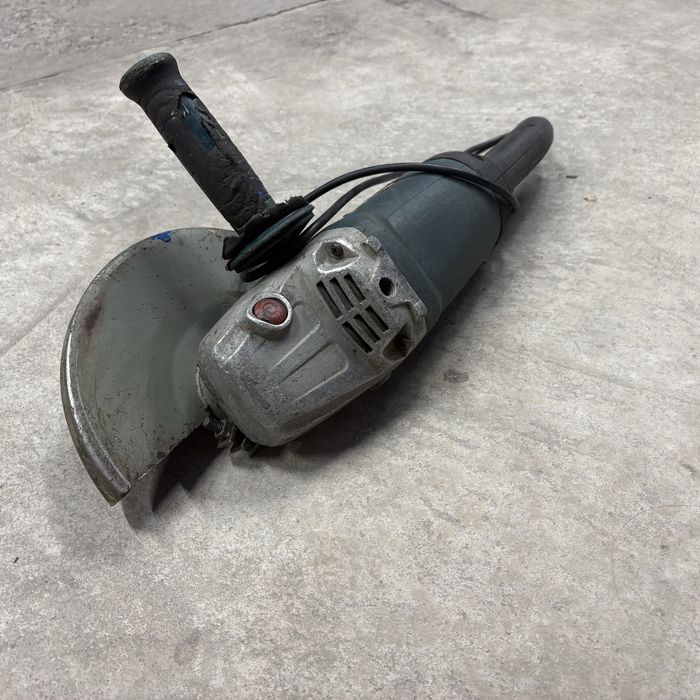 Alteco AGH 2600 болгарка