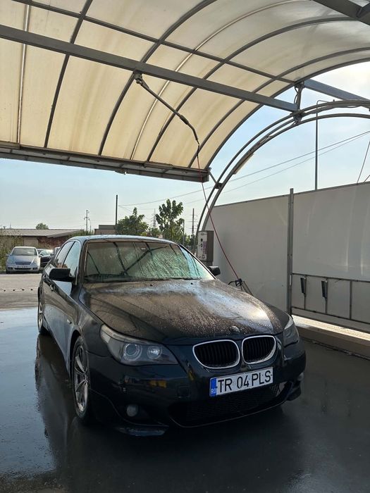 Vând bmw  1000€ merge bine