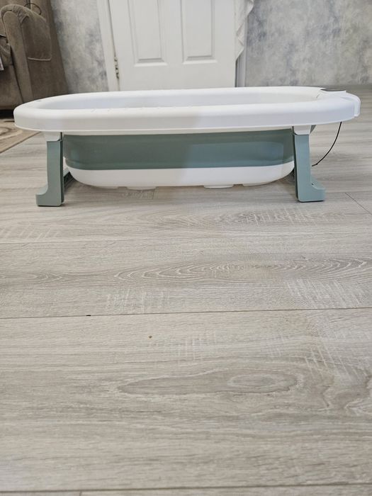 Ванна для купания новорождённых.