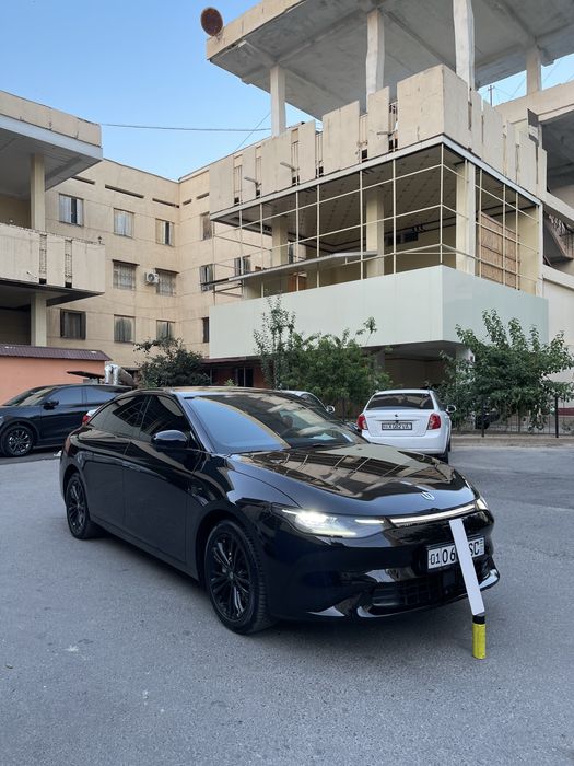 LeapMotor C01 black Edition Электр 525 КМ