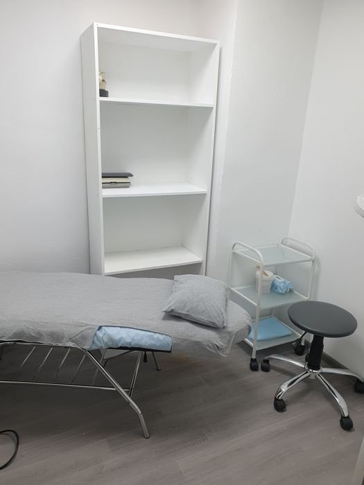 Сдам кабинет при салоне