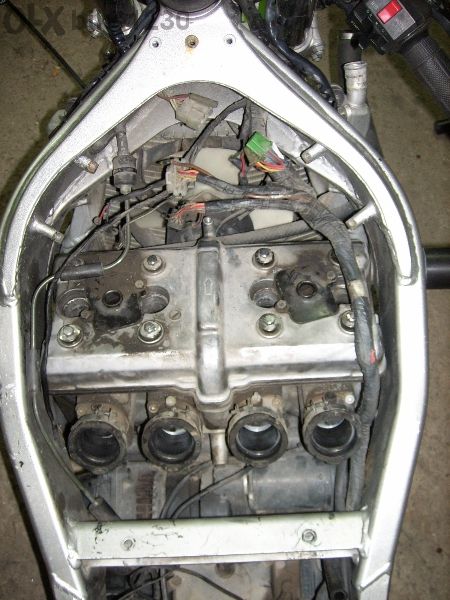 Продавам Кавазаки 750 ЗХР 91 Година На Части+РЕГИСТРАЦИЯ