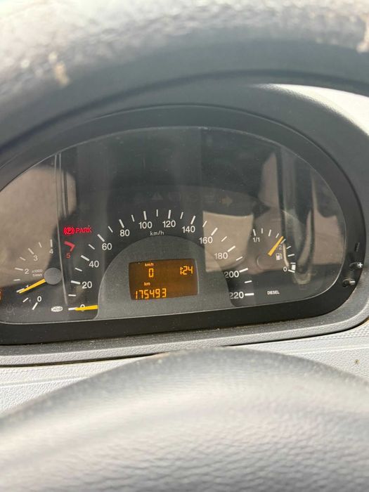 Mercedes-Benz Vito 2006, 175.000km, Cauciucuri noi, Unic proprietar
