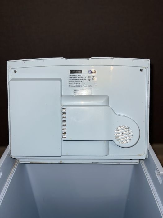 Автомобильный холодильник 25л