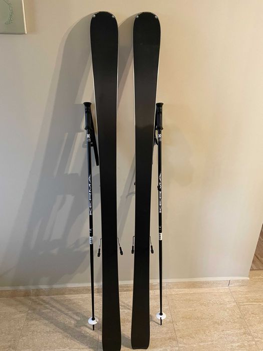 Чисто НОВ ски комплект