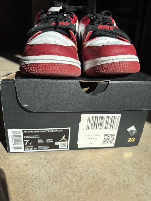 Adıdaşı Nike Jordan