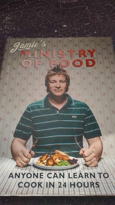 Готварски книги на Джейми Оливър на английски