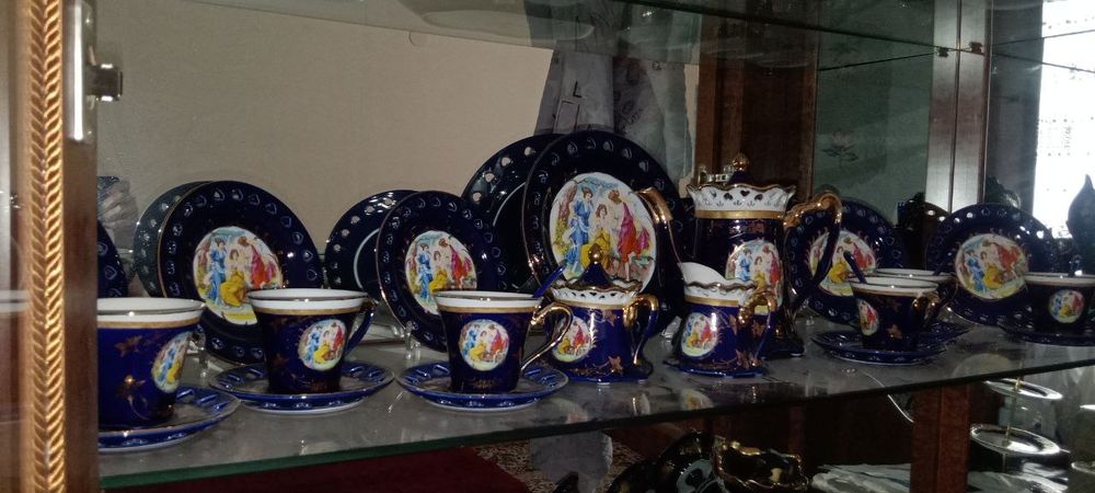 Сервиз Мадонна продам