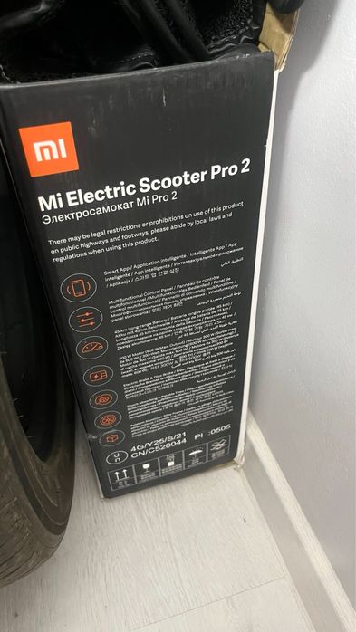 Продается электро самокат MI PRO 2