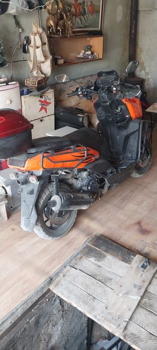 Продам скутор 175куб