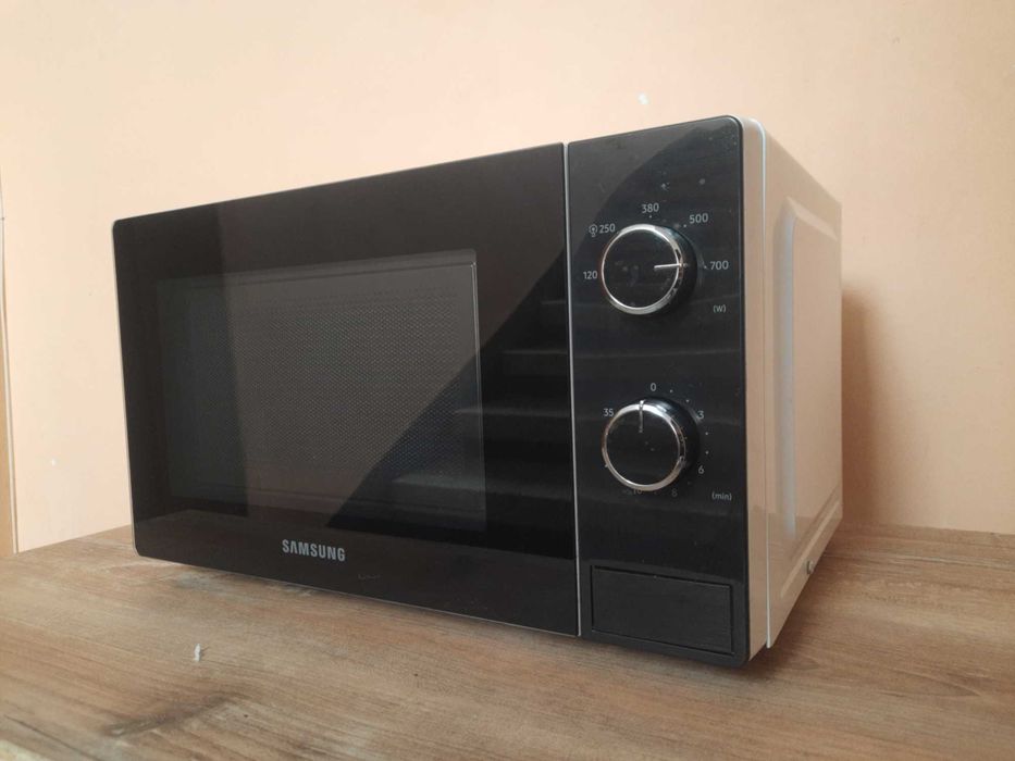 Микровълнова Samsung