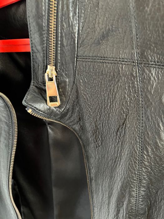 Продам кожаную куртку