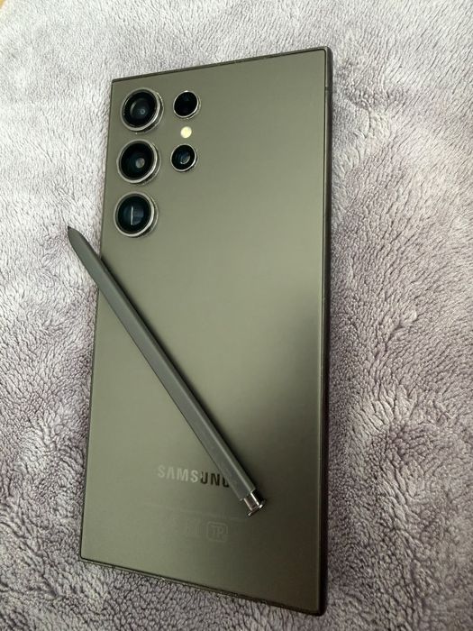 Samsung Galaxy S24 Ultra 256гб