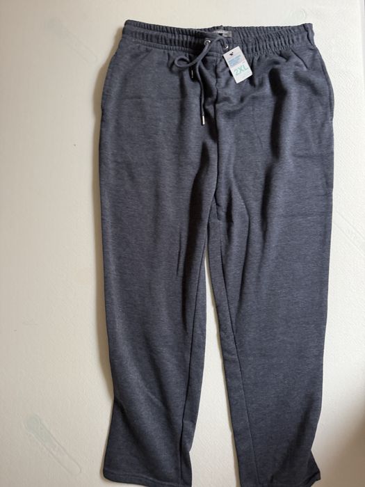 Pantaloni trening,set pijama,tricou Under Armour,pantaloni scurți UA