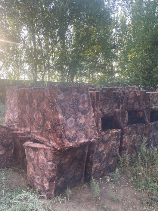 Продам диваны …..