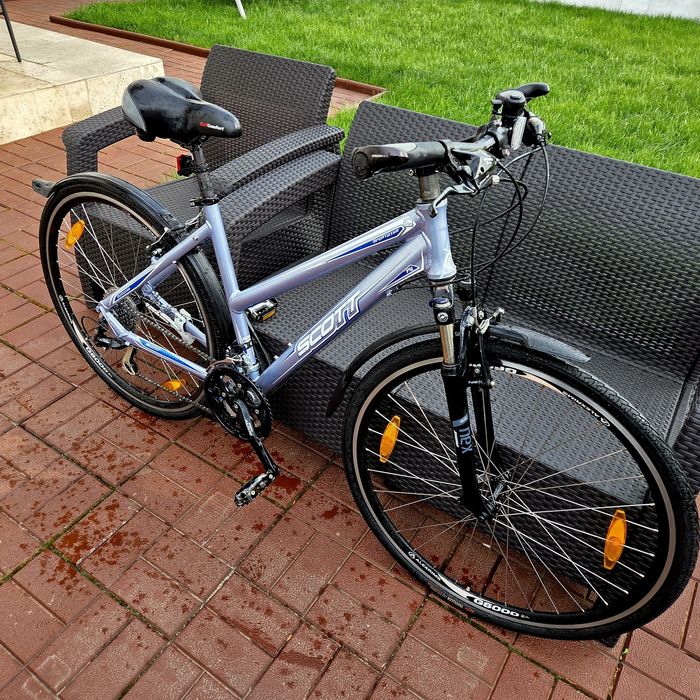 Bicicleta Scott Aluminiu Roti 28~ echipare Shimano~furca blocaj