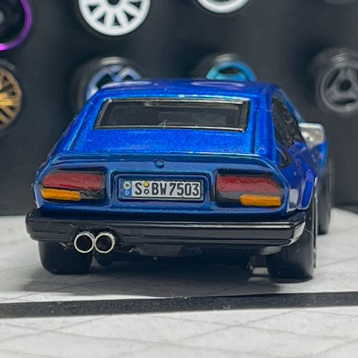Custom Hot Wheels Alfa Romeo GTV6 3.0