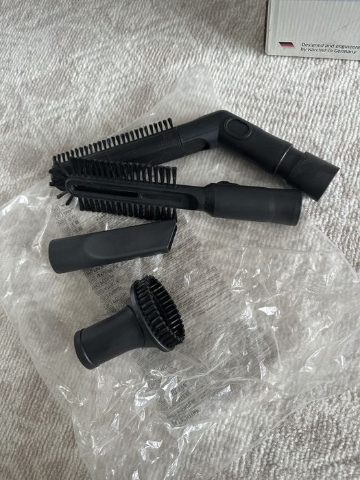 Пылесос бренда Karcher VC3 plus