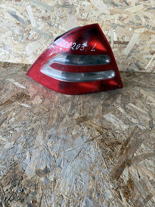 Стоп ляв за Mercedes C клас w 203