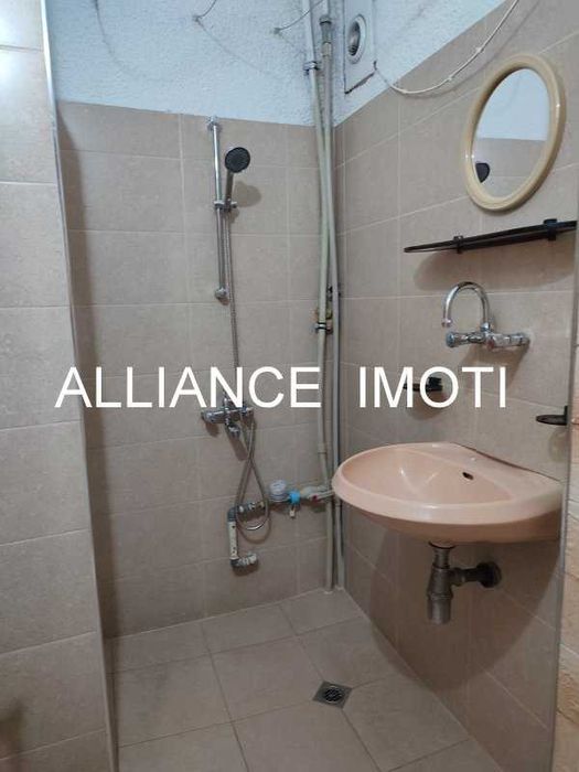 Дава се под наем Двустаен апартамент в София, Оборище - 72 кв.м за 459 € - Снимка #3