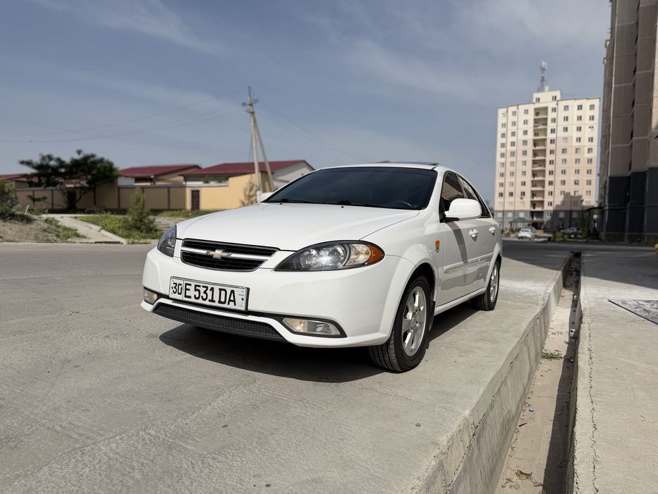 Chevrolet gentra sotiladi