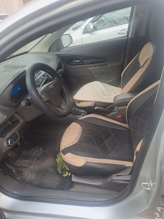 Продаю кобальт 2013 год, механика