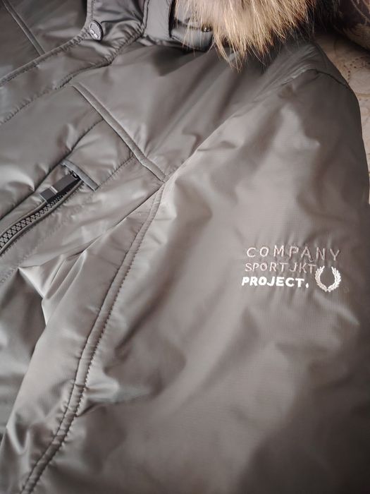 Куртка новая (аляска)