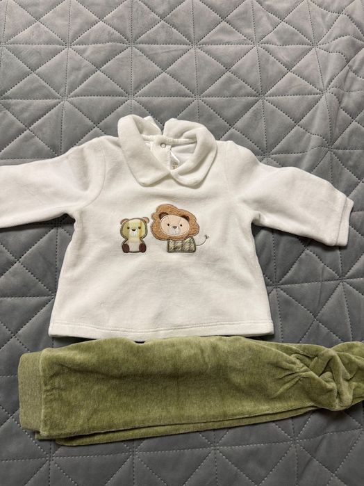 Нови дрехи Moyoral размер 2-4м