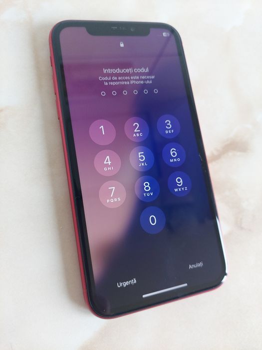[XR] Vând Apple iPhone Xr Red impecabil, cu cod [pentru piese]