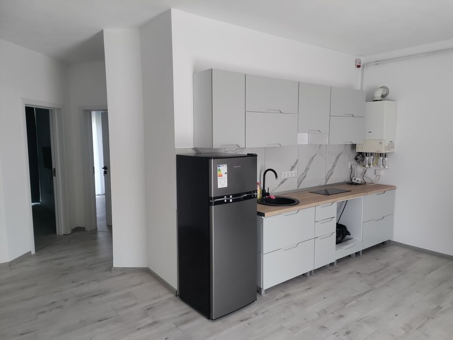 Vând apartamente,zona Uzina de apă!
