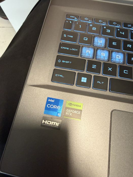 Laptop Gaming MSI Thin 15 i5-12450H RTX 4050 16GB 512GB