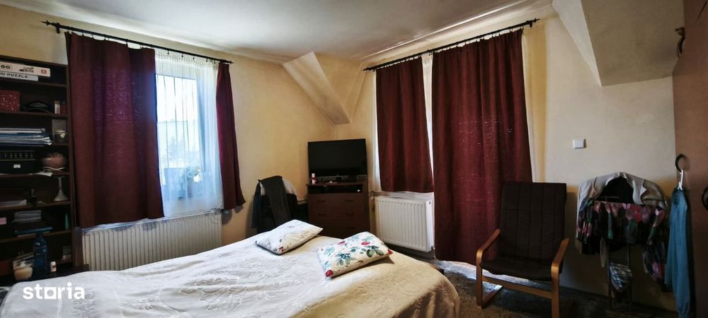 Casa 160 mp, 5 camere, garaj, 900 mp teren, mobilata/utilata complet