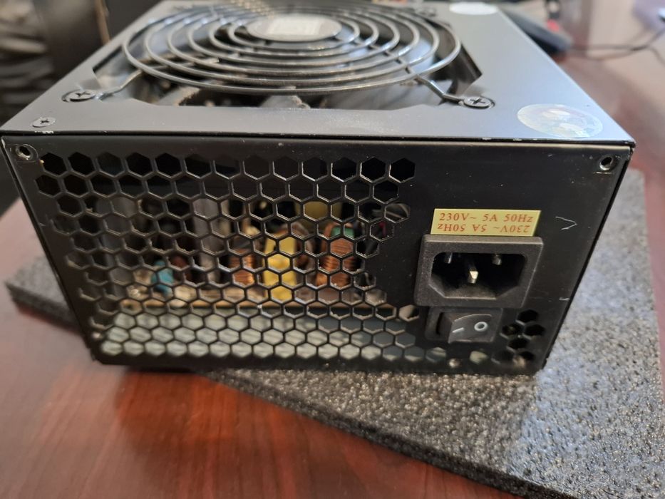 Sursa LC-Power LC6550 v2.2 550W , 80 Plus - functionala