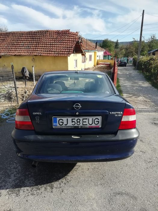 Opel Vectra B 1.6