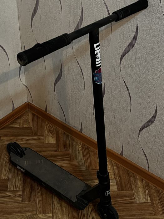 Трюковой самокат