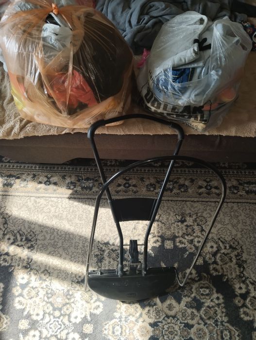 Меняю на фрукты вещи