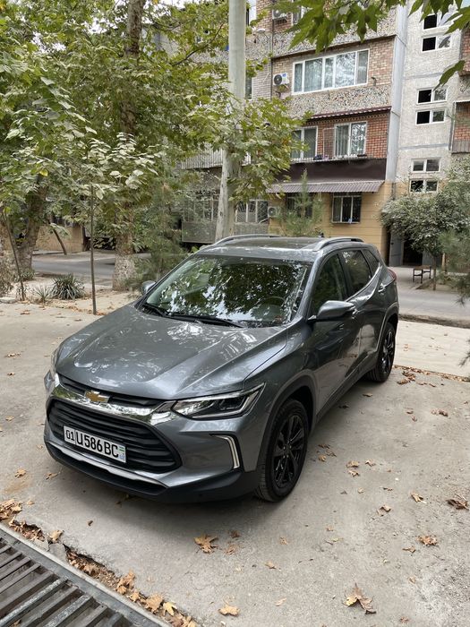 Продаю Chevrolet Tracker 2 Premier, 2023 год