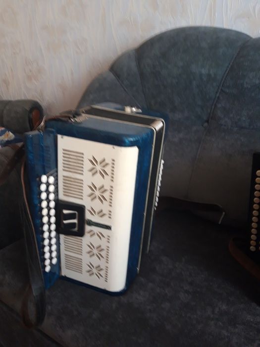 Продам Гармони советские